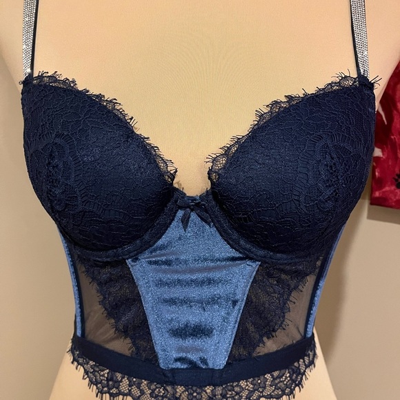 Victoria's Secret Navy Lace & Velvet Shine Rhinestone Strap Corset Bra, 32C - Picture 6 of 8